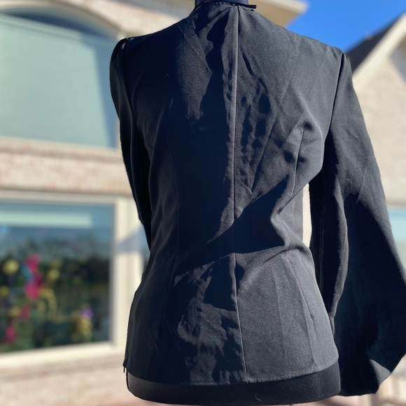 Black cece top with puffy sleeves - Picture 9 of 9